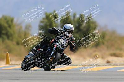 media/Apr-09-2023-SoCal Trackdays (Sun) [[333f347954]]/Turn 7 (1135am)/